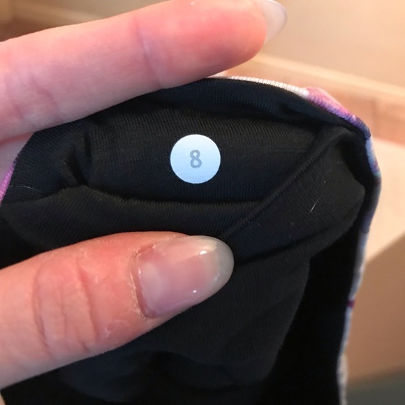 Lululemon Reverse Groove Short spandex black - Picture 8 of 9